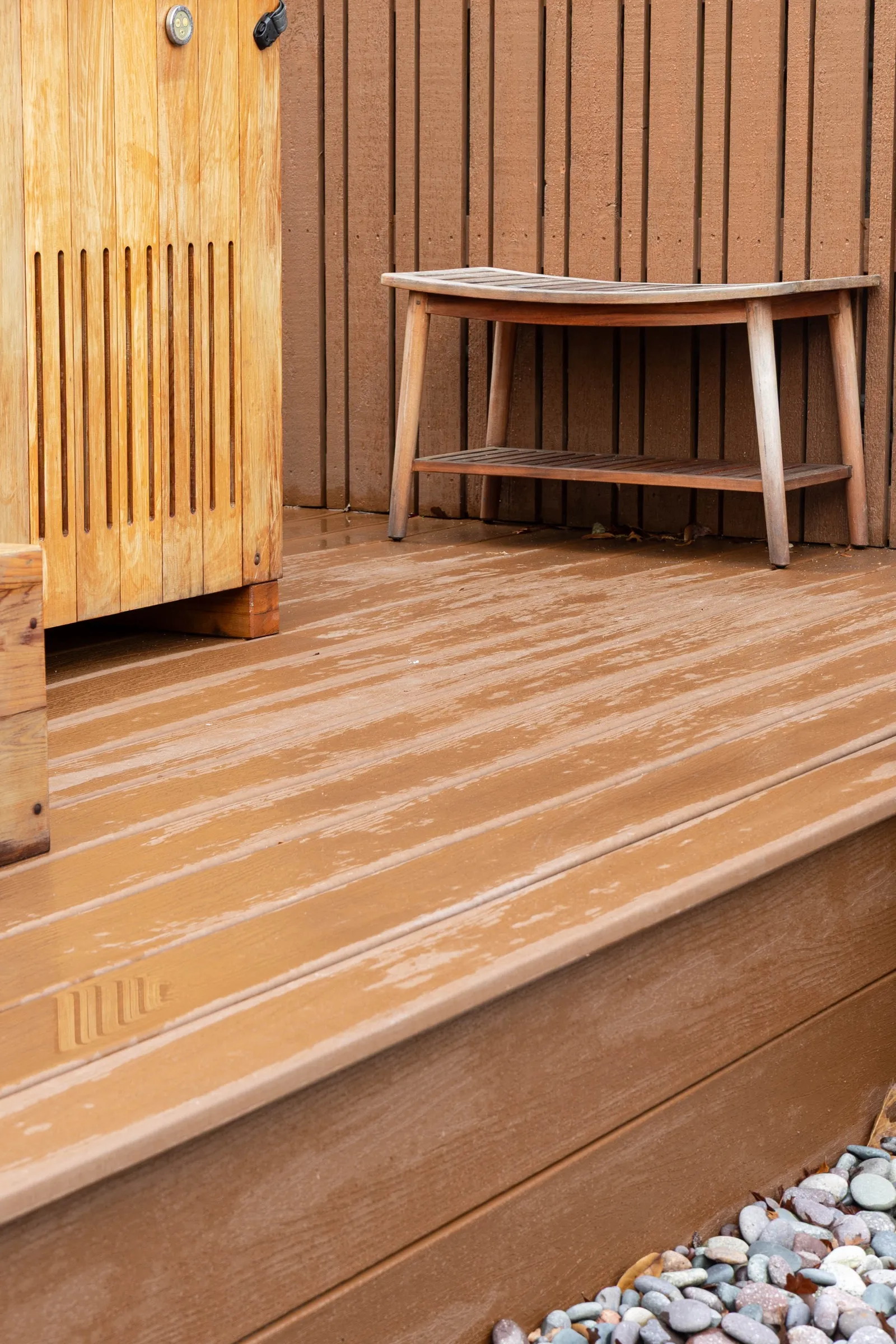 Seating area on the cedar deck, built for sitting down after the sauna